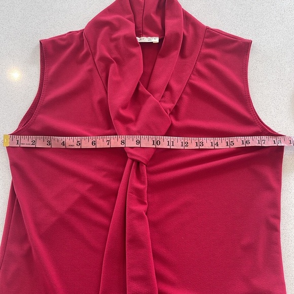 Tiffany & Grey Petite Women's Red Blouse Sleeveless Size XL - Picture 6 of 6